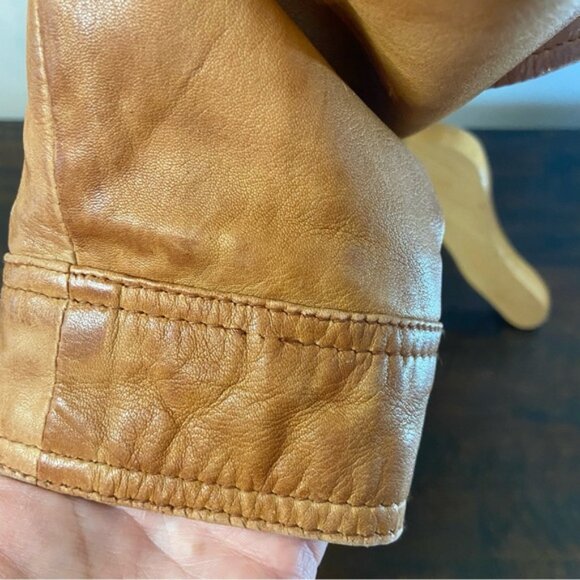 Elie Tahari Women’s Leather Bomber Jacket Size Medium - Picture 12 of 12